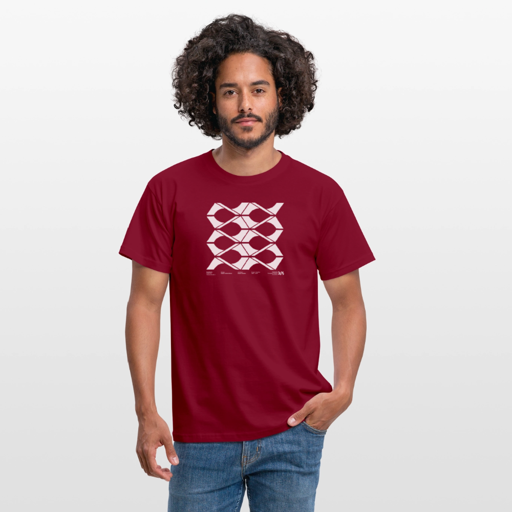Stadthalle weiß - Close Up Unisex T-Shirt - Ziegelrot
